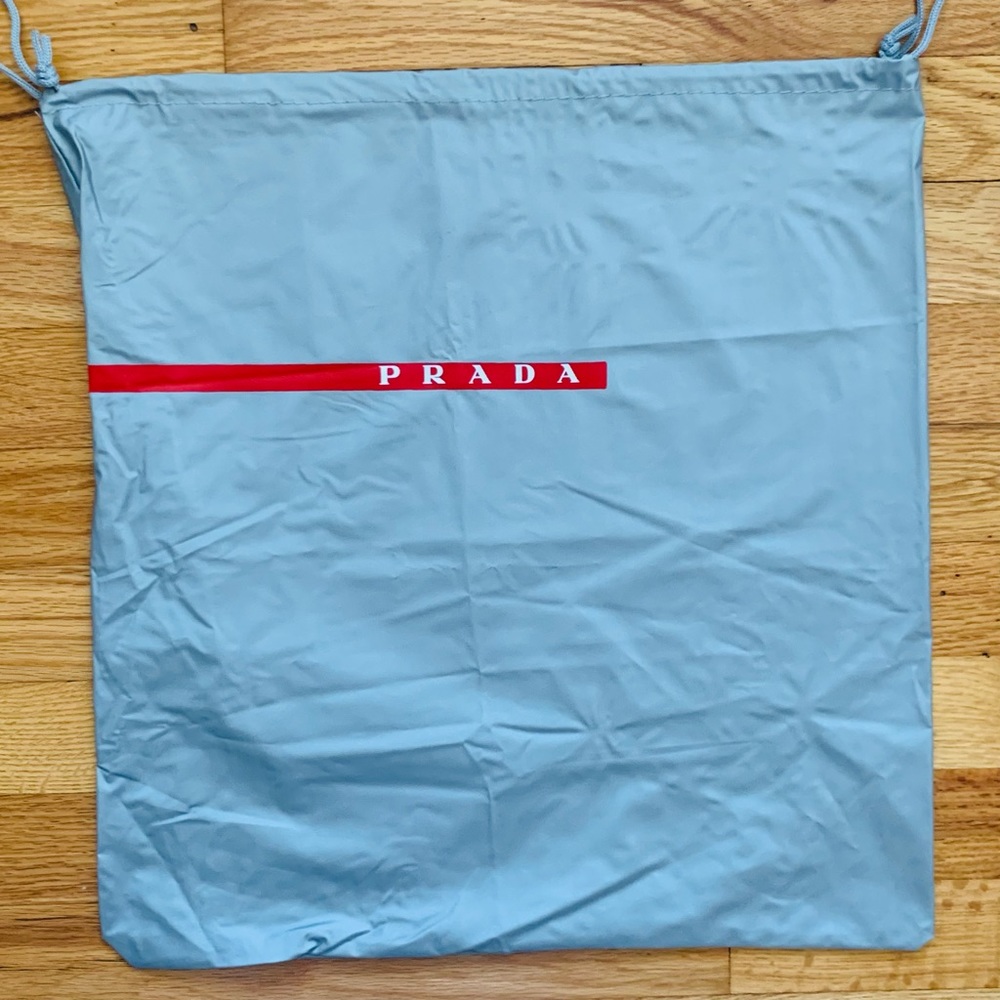 PRADA dust bag 15.5x17”👠💎👞👟✨